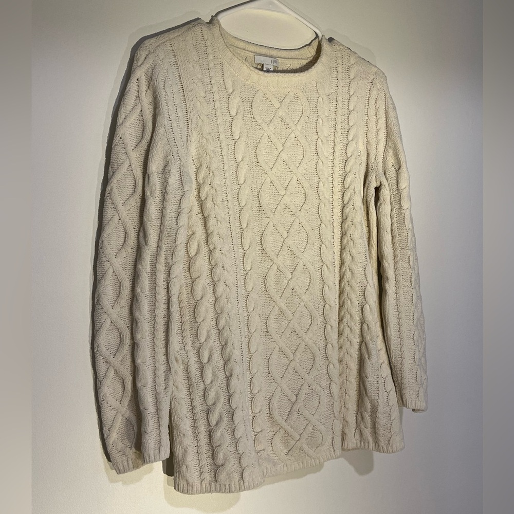 Cream cable-knit JJill sweater, size Xs.